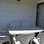 Mobil Moderne Avec Terrasse - 6 Pers. - Api-1-52-431 Crisse