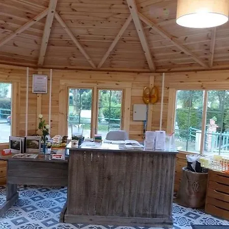 Mobil Moderne Avec Terrasse - 6 Pers. - Api-1-52-431 Campsite *