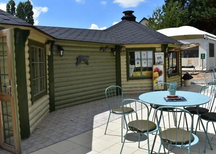 Mobil Moderne Avec Terrasse - 6 Pers. - Api-1-52-431 * Crissé