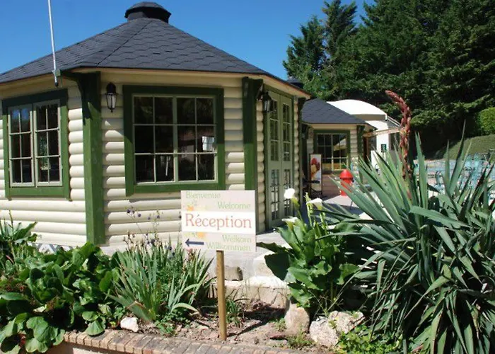 Mobil Moderne Avec Terrasse - 6 Pers. - Api-1-52-431 * Crissé